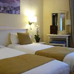 Louvre Sainte Anne 3* 巴黎
