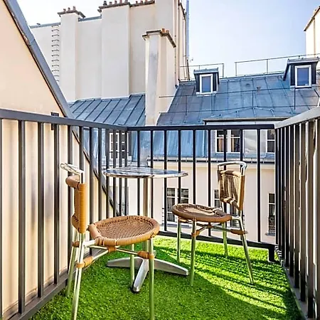 Louvre Sainte Anne Hotel 3*