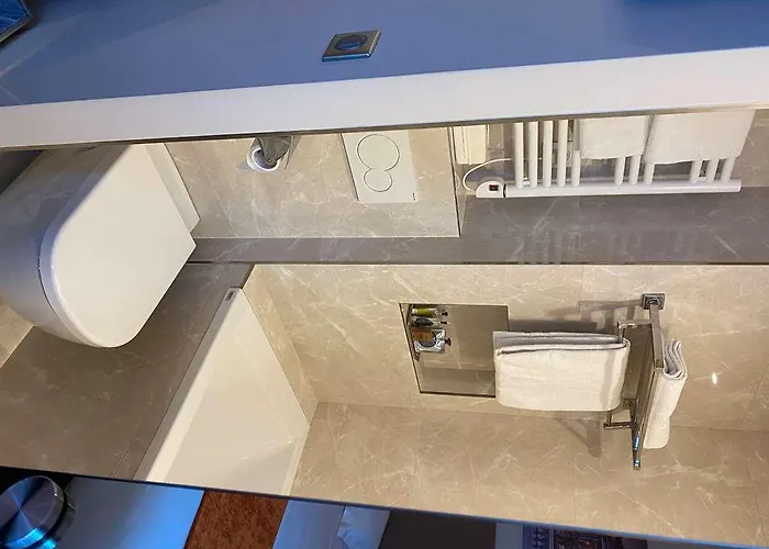 Louvre Sainte Anne 3* Paris