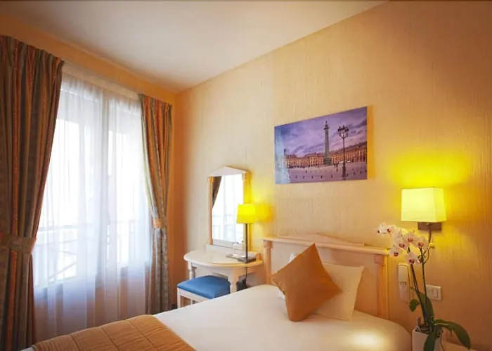 Louvre Sainte Anne 3*