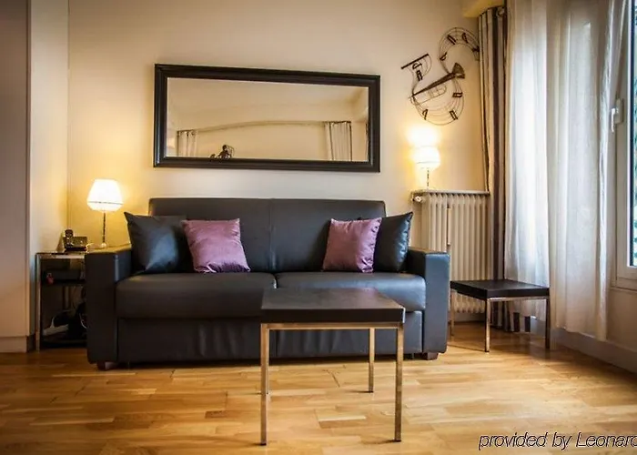 Louvre Sainte Anne Hotell 3*