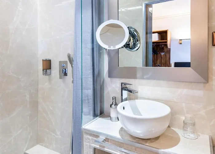 Hotell Louvre Sainte Anne Paris