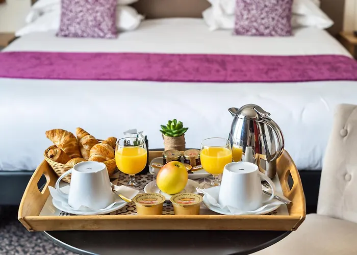 Louvre Sainte Anne 3* Paris