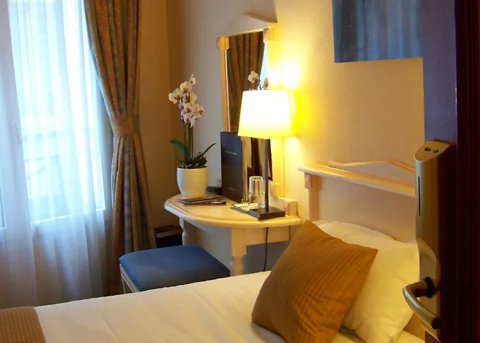 Louvre Sainte Anne Hotell