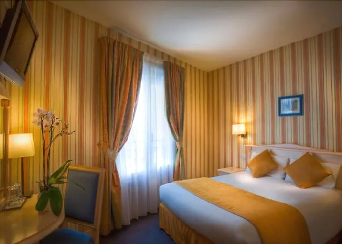 Louvre Sainte Anne Hotell 3*