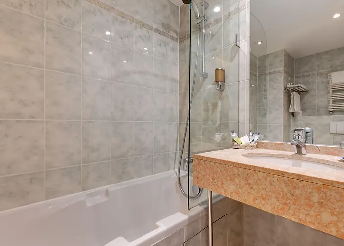 Louvre Sainte Anne Hotell 3*