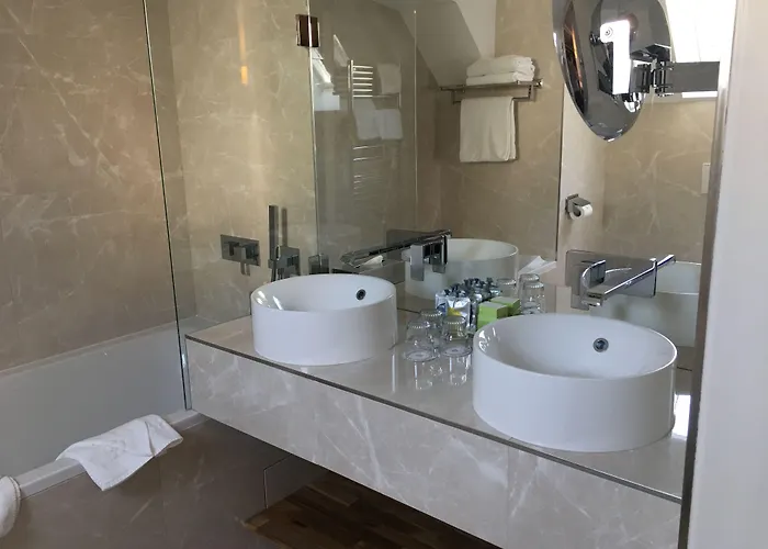 Louvre Sainte Anne Hotell Paris