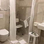 Louvre Sainte Anne Otel Paris